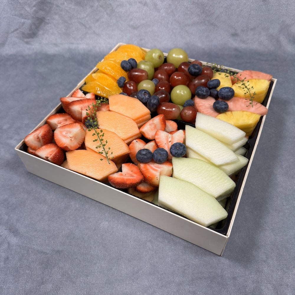 6 lb fresh-cut fruit medley with melon, pineapple, grapes, and more
